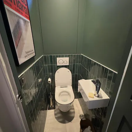 Spacious Quiet And Elegant In * Paris